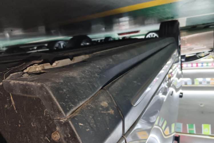 Used Leapmotor C11 2021 Deluxe Edition Right Side Sill