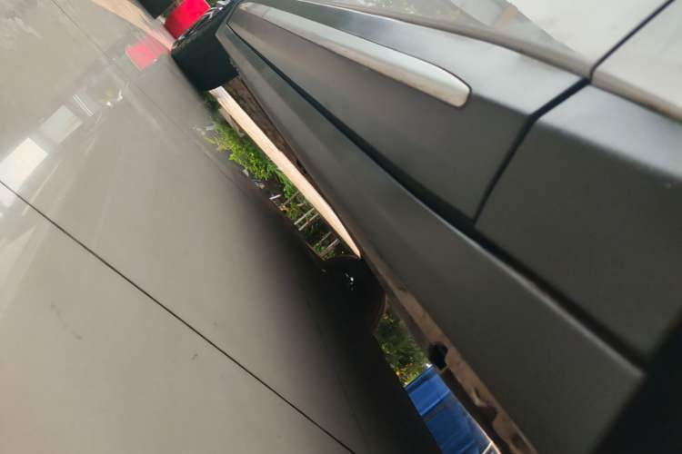 Used Leapmotor C11 2021 Deluxe Edition Right Side Sill