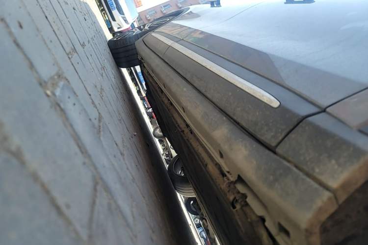 Used Leapmotor C11 2021 Revised Version Luxury Edition Right Side Sill