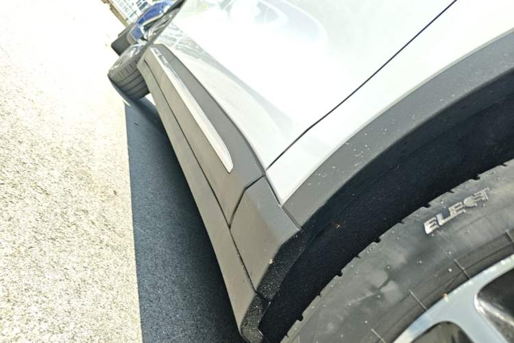 Used Leapmotor C11 2021 Revised Version Luxury Edition Right Side Sill