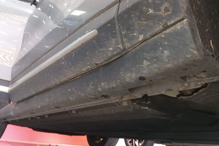 Used Leapmotor C11 2021 Performance Edition Right Side Sill