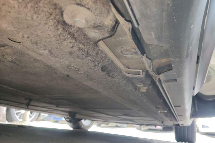 Used Leapmotor C11 2021 Performance Edition Right Side Sill