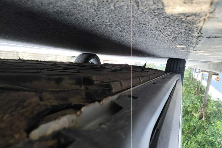 Used Leapmotor C11 2021 Deluxe Edition Right Side Sill