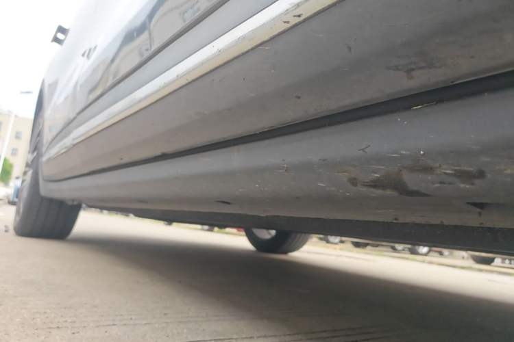 Used Leapmotor C11 2021 Luxury Edition Right Side Sill