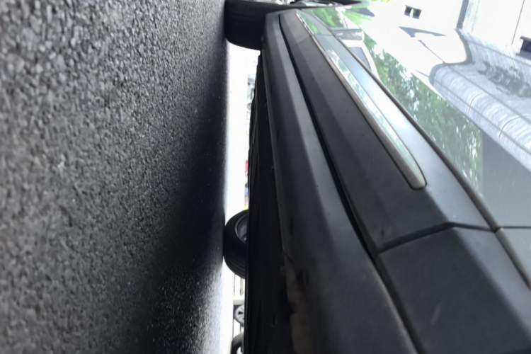 Used Leapmotor C11 2021 Deluxe Edition Right Side Sill