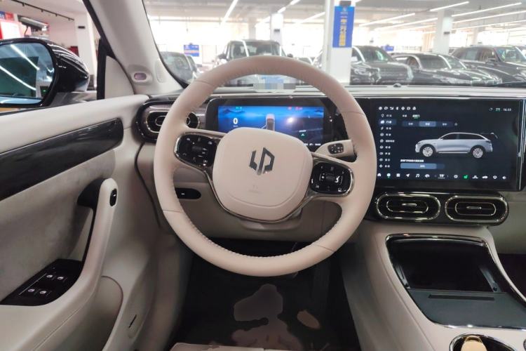 Used Leapmotor C11 2021 Luxury Edition Steering Wheel