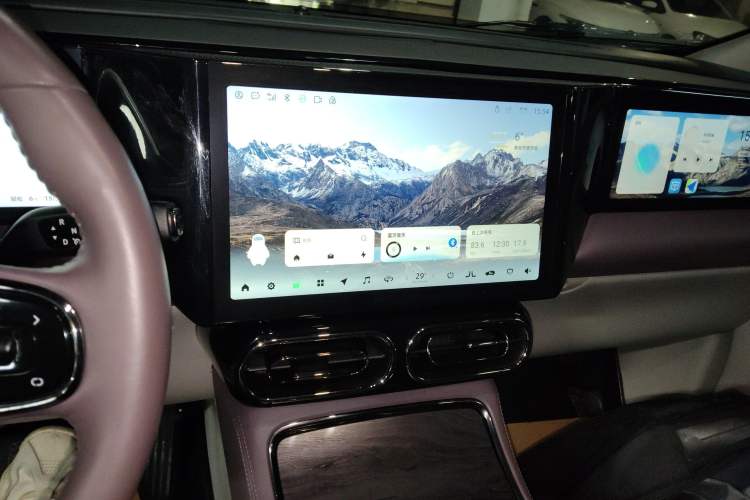 Used Leapmotor C11 2021 Performance Edition Audio And AC Panel
