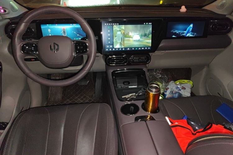 Used Leapmotor C11 2021 Deluxe Edition Center Console