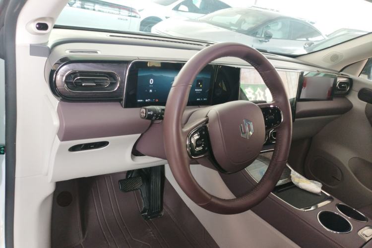 Used Leapmotor C11 2021 Performance Edition Center Console
