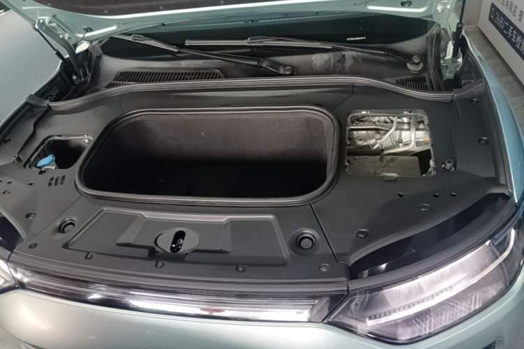 Used Leapmotor C11 2021 Deluxe Edition Engine Bay
