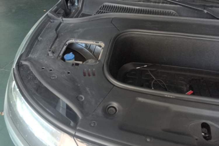 Used Leapmotor C11 2021 Deluxe Edition Engine Bay Right