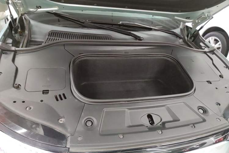 Used Leapmotor C11 2021 Deluxe Edition Engine Bay