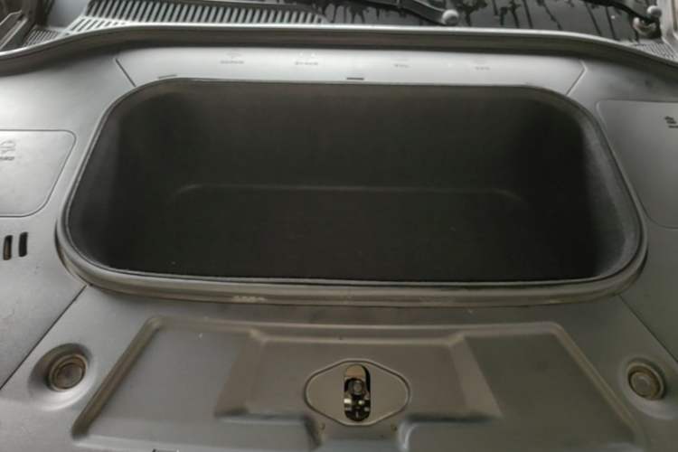 Used Leapmotor C11 2021 Deluxe Edition Engine Bay