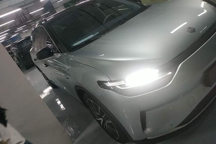 Used Leapmotor C11 2021 Deluxe Edition Front Right 45 Deg