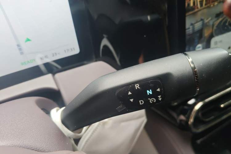 Used Leapmotor C11 2021 Deluxe Edition Gear Lever