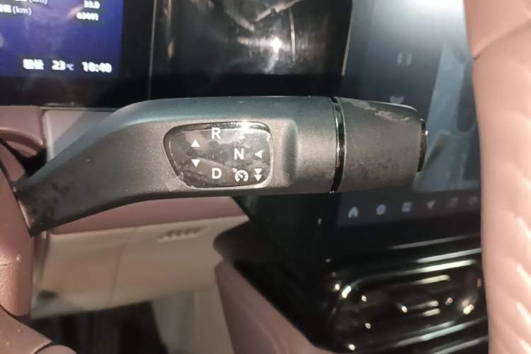 Used Leapmotor C11 2021 Deluxe Edition Gear Lever
