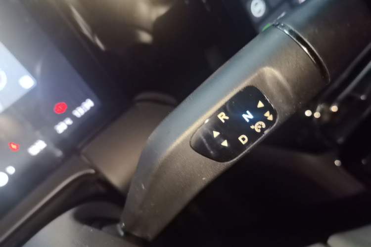 Used Leapmotor C11 2021 Deluxe Edition Gear Lever