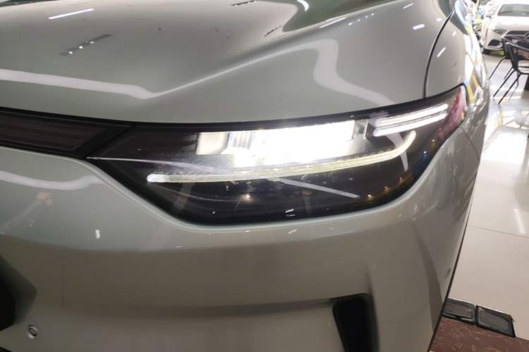 Used Leapmotor C11 2021 Deluxe Edition Left Front Headlight