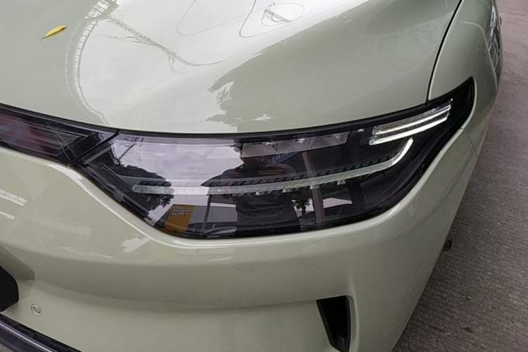 Used Leapmotor C11 2021 Deluxe Edition Left Front Headlight