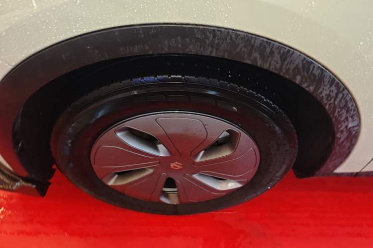 Used Leapmotor C11 2021 Revised Version Luxury Edition Left Front Wheel Hub