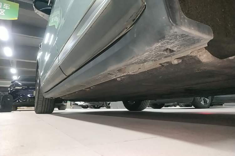 Used Leapmotor C11 2021 Deluxe Edition Left Side Sill