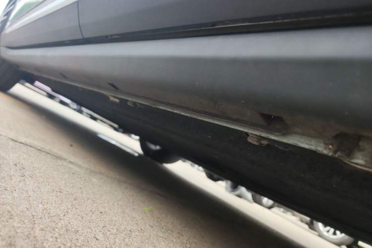 Used Leapmotor C11 2021 Deluxe Edition Left Side Sill