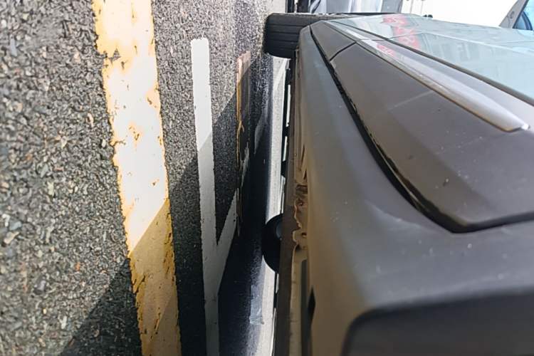 Used Leapmotor C11 2021 Deluxe Edition Left Side Sill