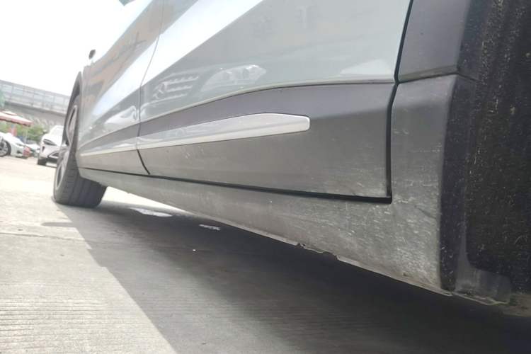 Used Leapmotor C11 2021 Deluxe Edition Left Side Sill
