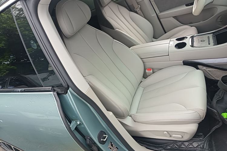 Used Leapmotor C11 2021 Deluxe Edition Right Front Seat