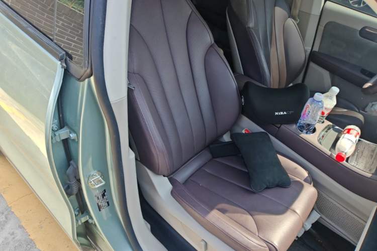 Used Leapmotor C11 2021 Deluxe Edition Right Front Seat
