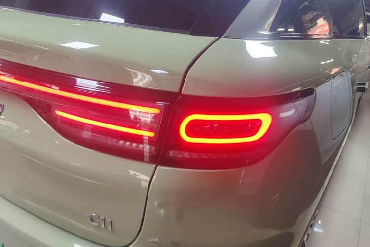 Used Leapmotor C11 2021 Revised Version Luxury Edition Right Rear Taillight