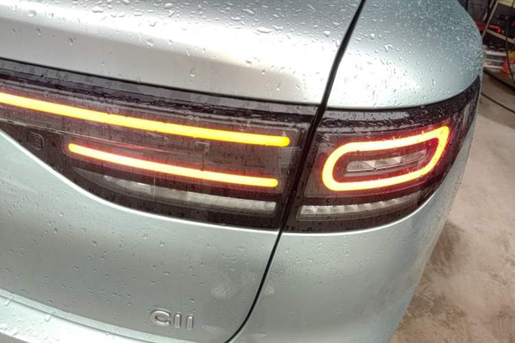 Used Leapmotor C11 2021 Deluxe Edition Right Rear Taillight