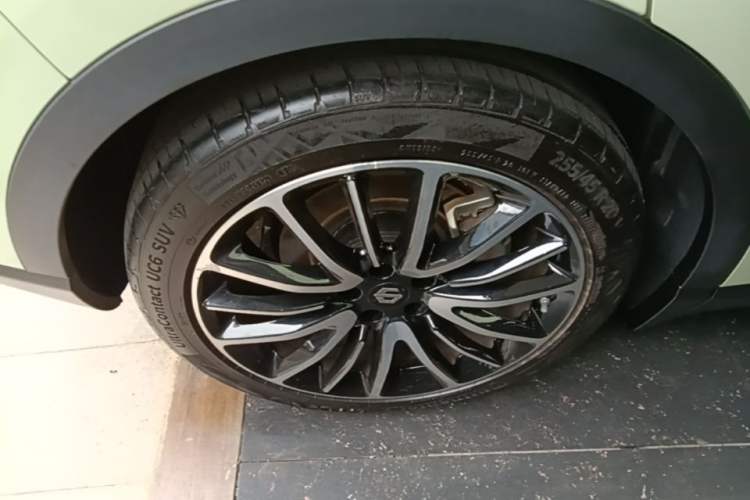 Used Leapmotor C11 2021 Luxury Edition Right Rear Wheel Hub