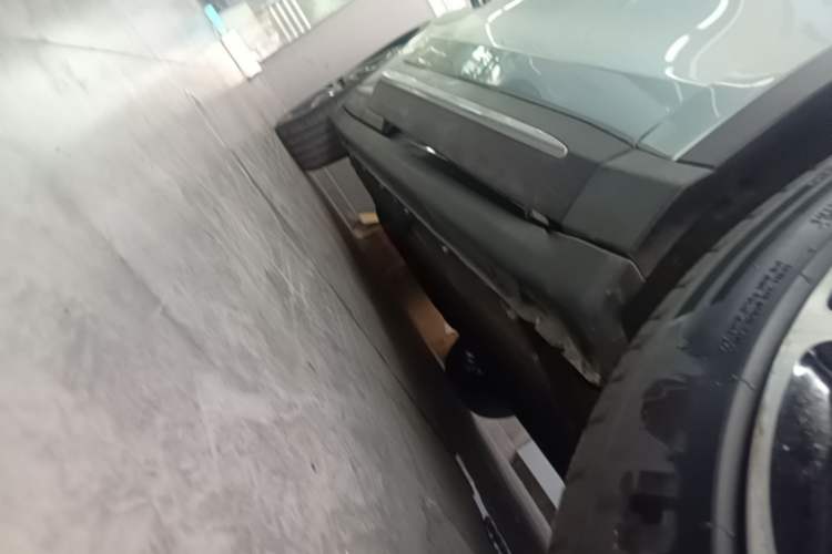 Used Leapmotor C11 2021 Deluxe Edition Right Side Sill