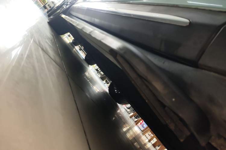Used Leapmotor C11 2021 Deluxe Edition Right Side Sill