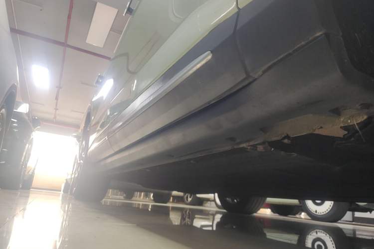 Used Leapmotor C11 2021 Revised Version Luxury Edition Right Side Sill