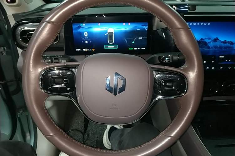 Used Leapmotor C11 2021 Deluxe Edition Steering Wheel