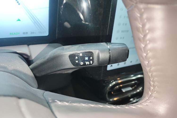 Used Leapmotor C11 2021 Revised Version Luxury Edition Gear Lever