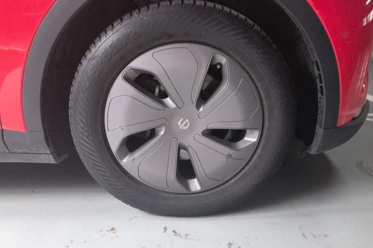 Used Leapmotor C11 2021 Revised Version Luxury Edition Right Front Wheel Hub