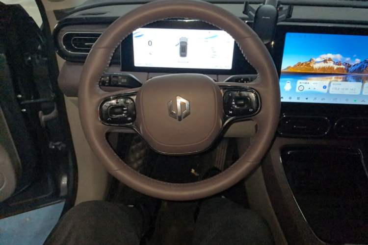 Used Leapmotor C11 2021 Revised Version Luxury Edition Steering Wheel