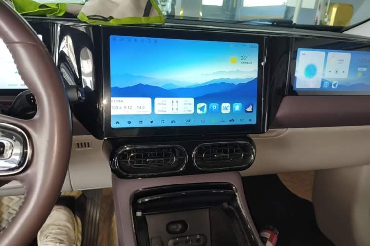 Used Leapmotor C11 2021 Revised Version Luxury Edition Audio And AC Panel