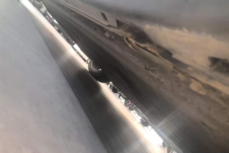 Used Leapmotor C11 2021 Executive Edition 610 Left Side Sill