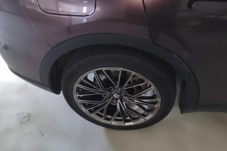 Used Leapmotor C11 2021 Revised Version Luxury Edition Right Rear Wheel Hub