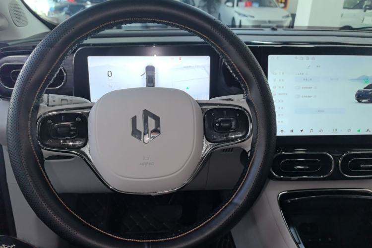 Used Leapmotor C11 2021 Executive Edition 610 Steering Wheel