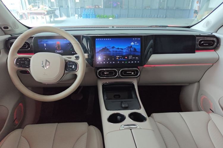 Used Leapmotor C11 2021 Luxury Edition Center Console