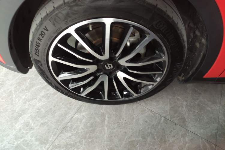 Used Leapmotor C11 2021 Revised Version Luxury Edition Left Front Wheel Hub