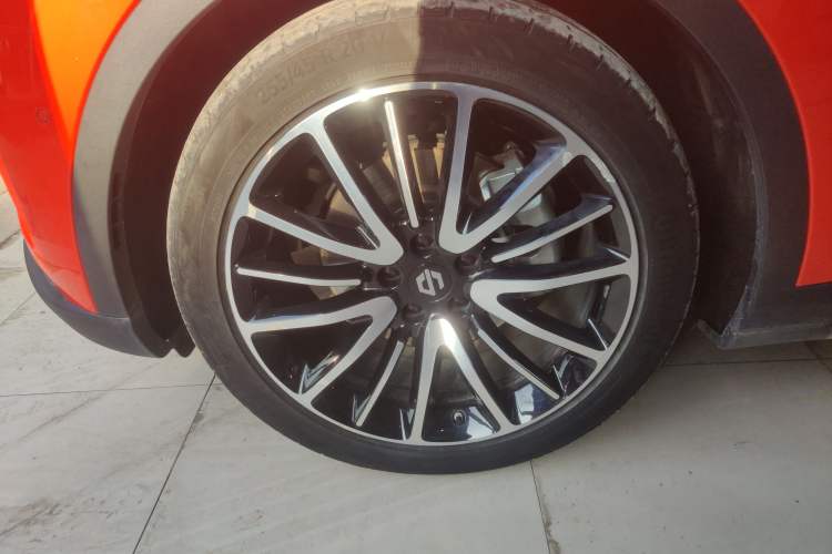 Used Leapmotor C11 2021 Luxury Edition Left Front Wheel Hub