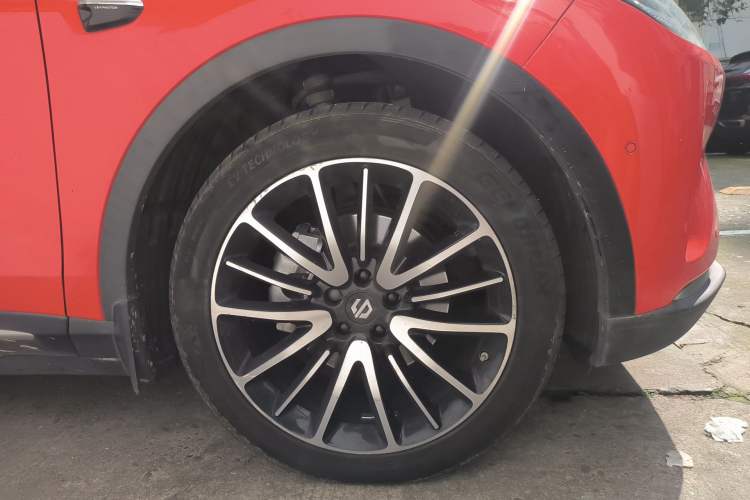 Used Leapmotor C11 2021 Luxury Edition Right Front Wheel Hub