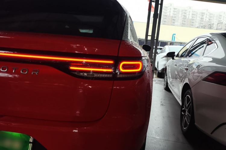 Used Leapmotor C11 2021 Luxury Edition Right Rear Taillight