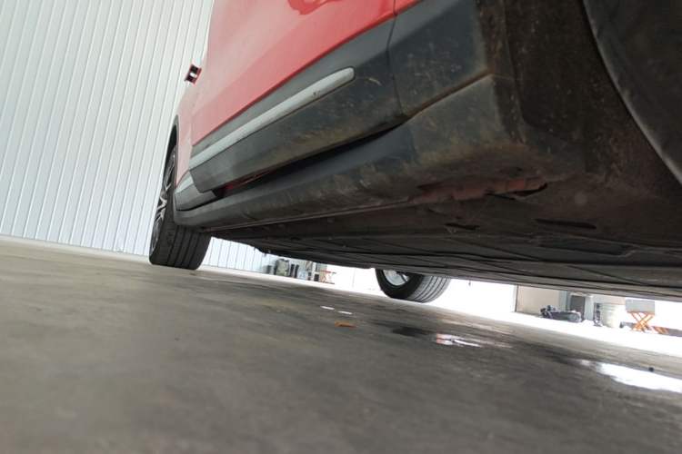 Used Leapmotor C11 2021 Luxury Edition Right Side Sill